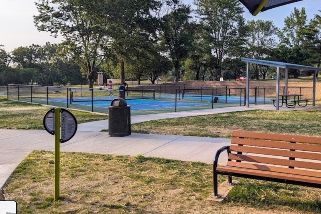Logan Park Chesterfield Pickleball Courts near me, pickleball Chesterfield, pickleball near me