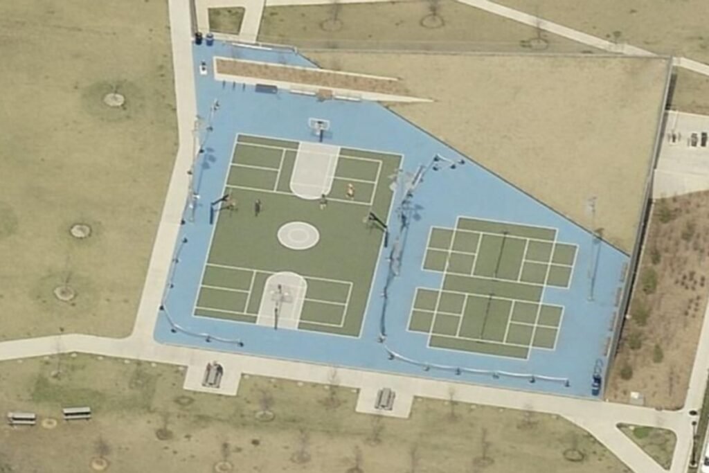 Lubber Run Community Center Arlington Pickleball Courts near me, pickleball Arlington, pickleball near me