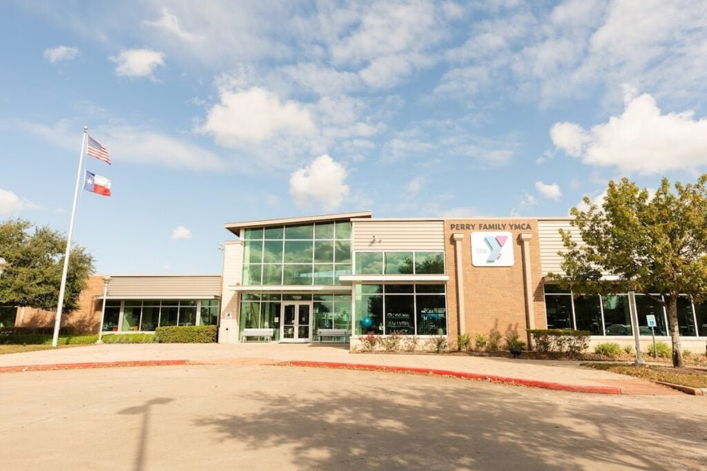 Perry Family YMCA League City Pickleball Courts near me, pickleball League City, pickleball near me