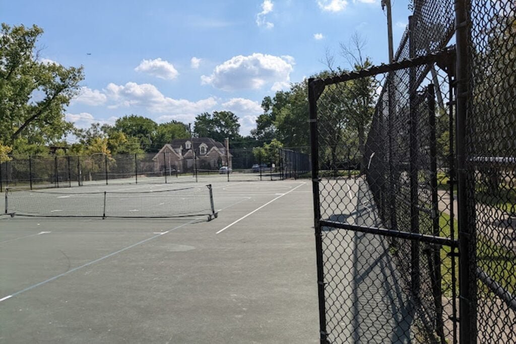 Sauganash Park Chicago Pickleball Courts near me, pickleball Chicago, pickleball near me