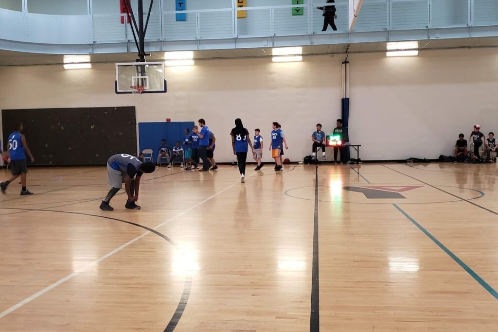 St. Paul Eastside YMCA St Paul Pickleball Courts near me, pickleball St Paul, pickleball near me