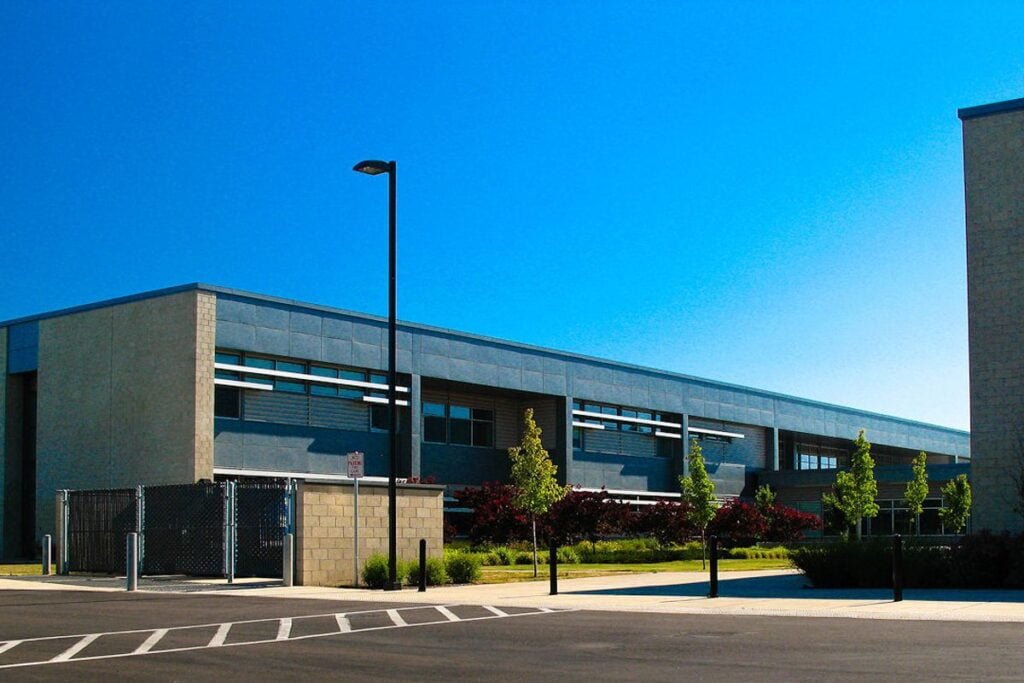 Sue Buel elementary School Mcminnville Pickleball Courts near me, pickleball Mcminnville, pickleball near me