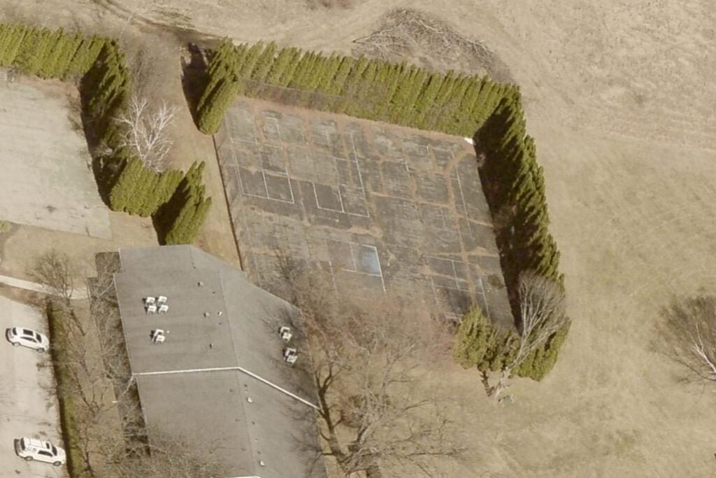 The Lodge at Leathem Smith Sturgeon Bay Pickleball Courts near me, pickleball Sturgeon Bay, pickleball near me