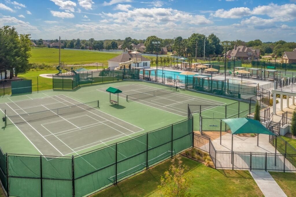 The Ridge Club Broken Arrow Pickleball Courts near me, pickleball Broken Arrow, pickleball near me