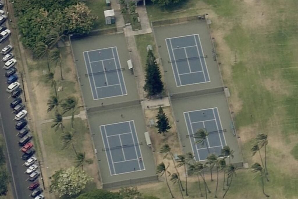 Waikiki Natatorium Honolulu Pickleball Courts near me, pickleball Honolulu, pickleball near me