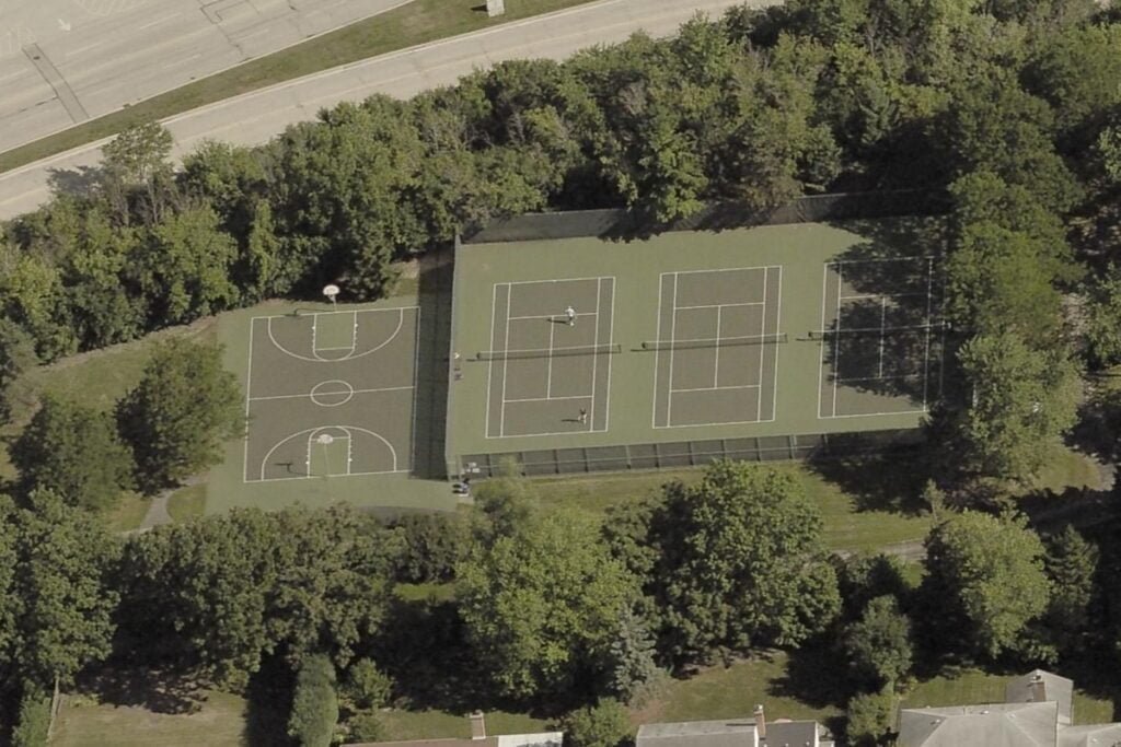 Williamsburg Square Park Northbrook Pickleball Courts near me, pickleball Northbrook, pickleball near me