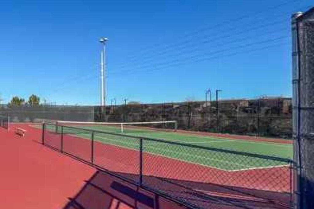 Aventura Park Henderson Pickleball Courts near me, pickleball Henderson, pickleball near me