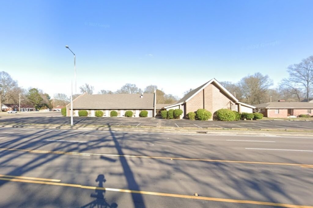 Balmoral Baptist Church Memphis Pickleball Courts near me, pickleball Memphis, pickleball near me