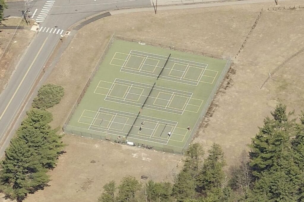 Beaver Meadow School Concord Pickleball Courts near me, pickleball Concord, pickleball near me