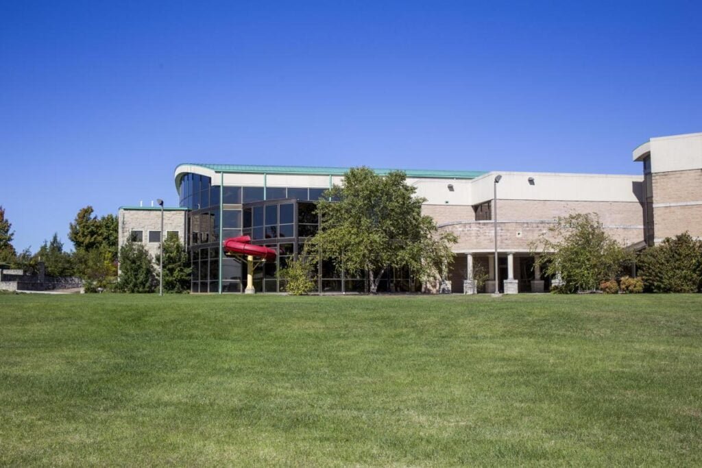 Chesterfield Family Center Springfield Pickleball Courts near me, pickleball Springfield, pickleball near me