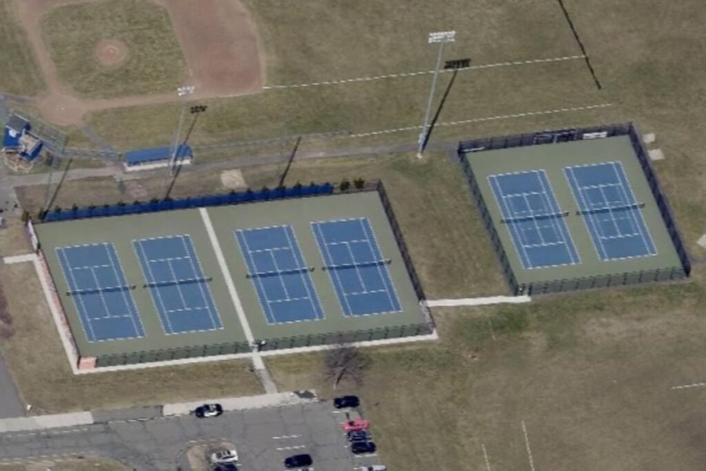 Danbury High School Danbury Pickleball Courts near me, pickleball Danbury, pickleball near me