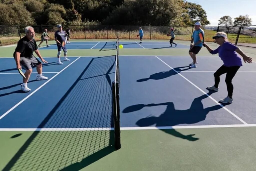 Fort Phoenix Park Fairhaven Pickleball Courts near me, pickleball Fairhaven, pickleball near me