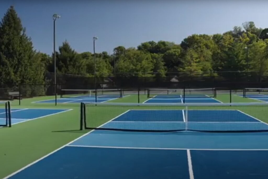 Frankfort Country Club Frankfort Pickleball Courts near me, pickleball Frankfort, pickleball near me