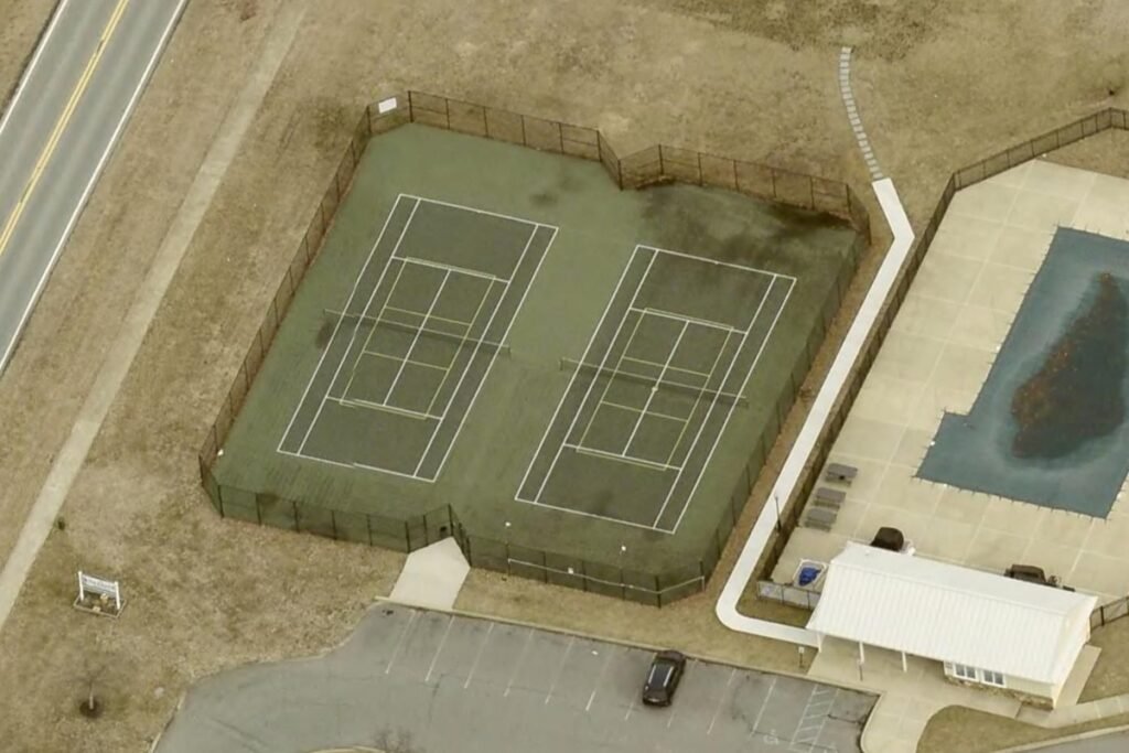 Frog Hollow Golf Club Middletown Pickleball Courts near me, pickleball Middletown, pickleball near me