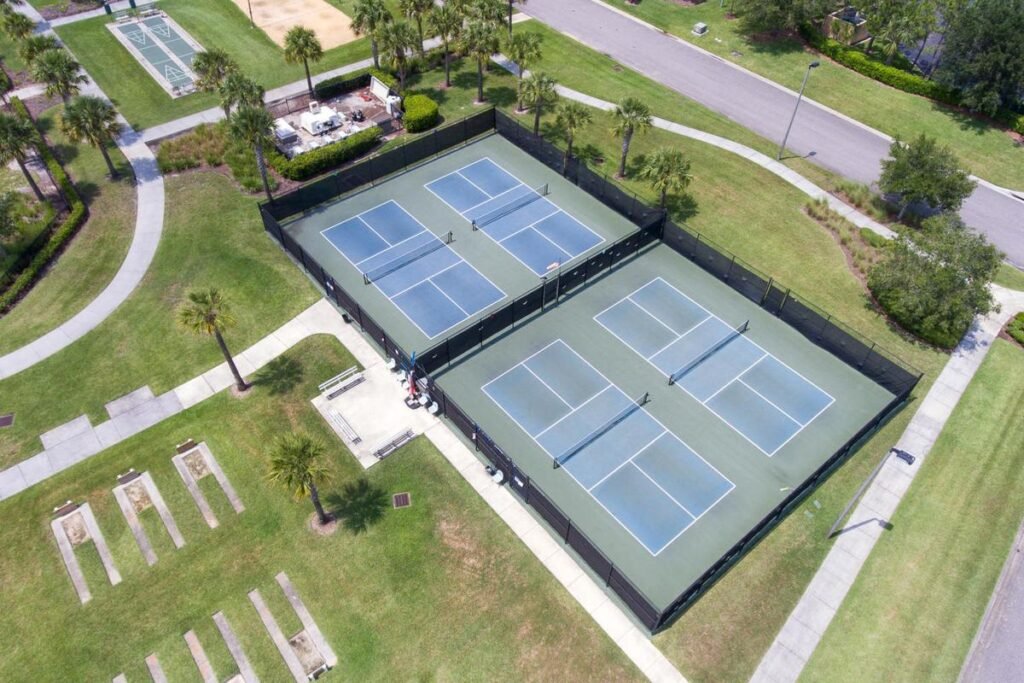 Heritage Isle Club Melbourne Pickleball Courts near me, pickleball Melbourne, pickleball near me