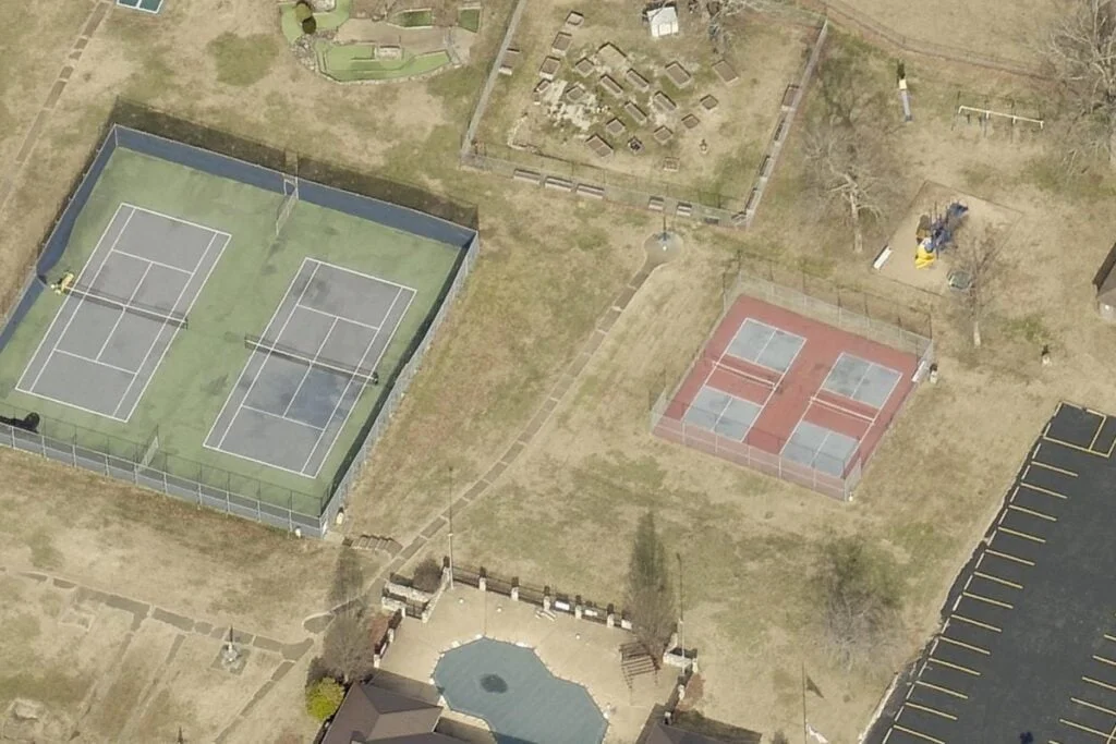 Holiday Island H.O.A. Eureka Springs Pickleball Courts near me, pickleball Eureka Springs, pickleball near me