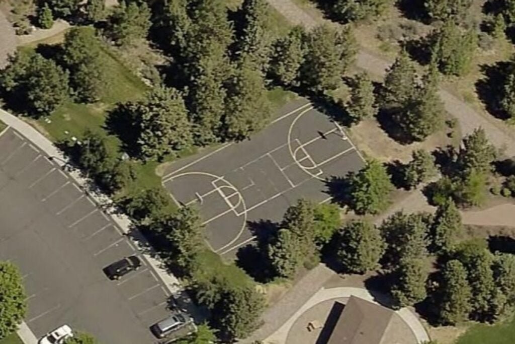 Larkspur Park Bend Pickleball Courts near me, pickleball Bend, pickleball near me