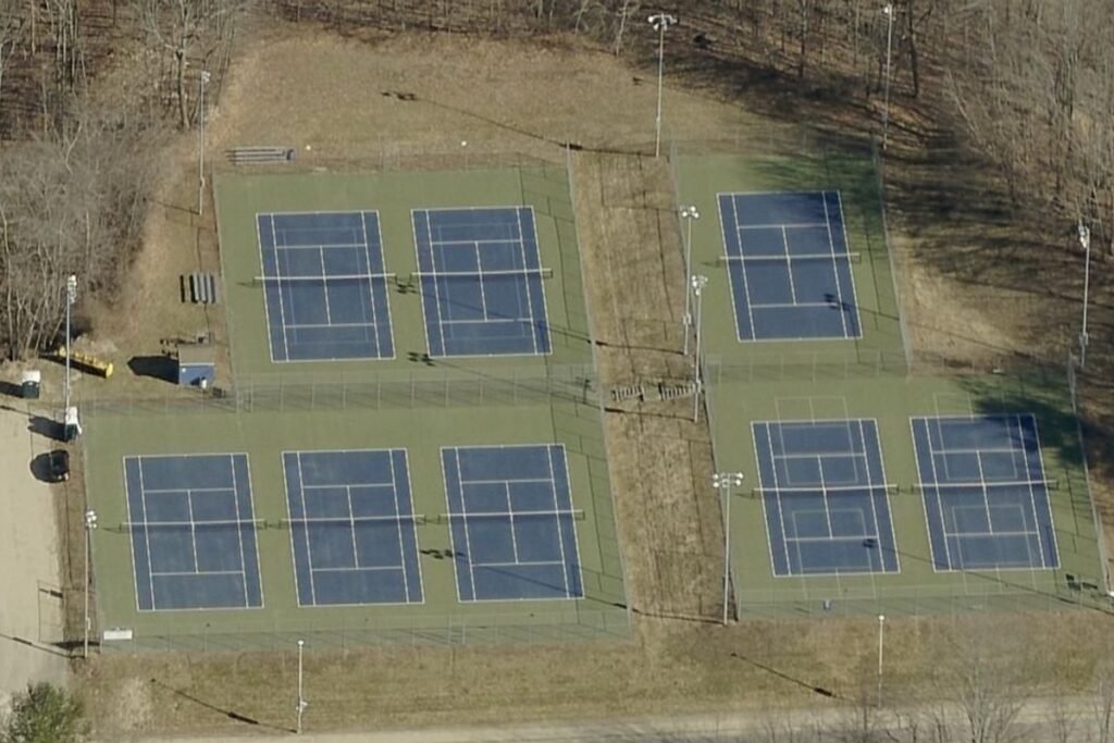 Lewiston High School Lewiston Pickleball Courts near me, pickleball Lewiston, pickleball near me