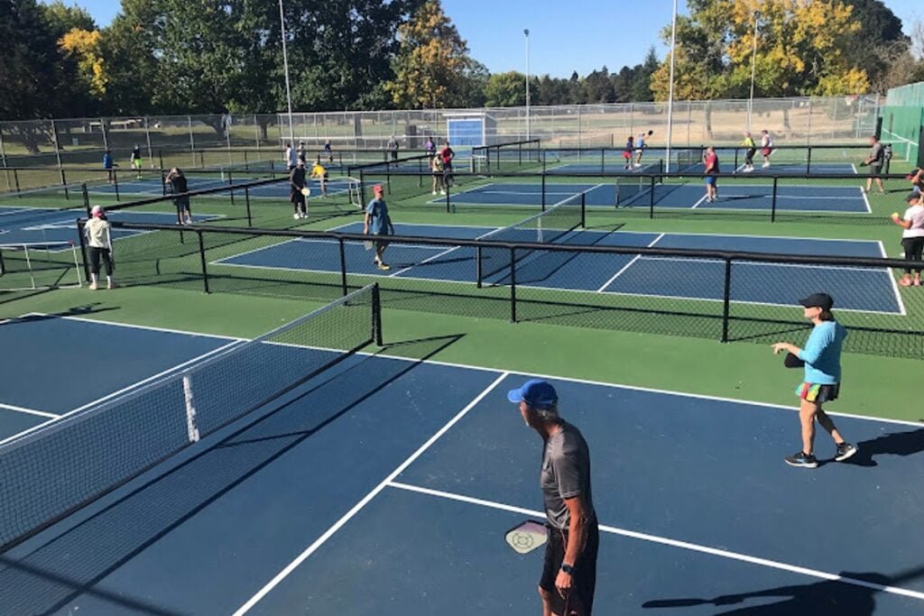 Linn-Benton Community College Albany Pickleball Courts near me, pickleball Albany, pickleball near me