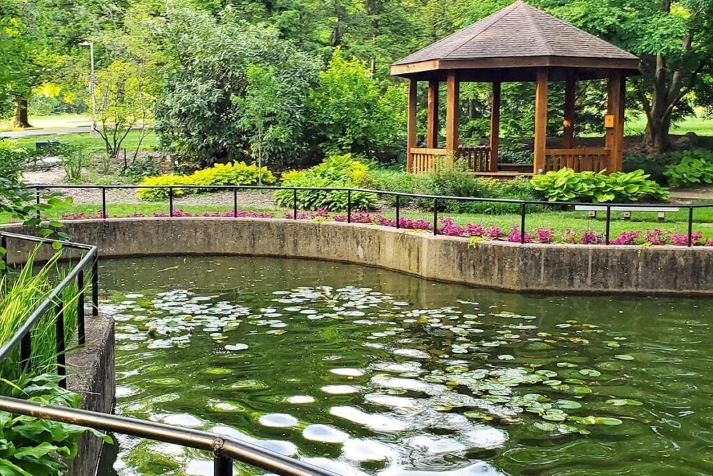 McNair Park St Charles Pickleball Courts near me, pickleball St Charles, pickleball near me