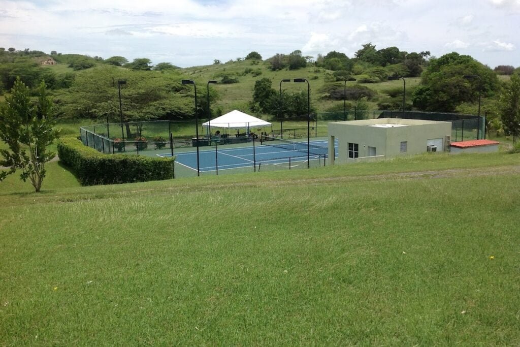 Neftali Tennis Training Cayey Pickleball Courts near me, pickleball Cayey, pickleball near me