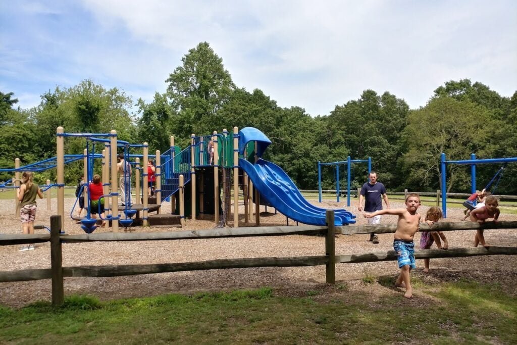 Ninigret Park Charlestown Pickleball Courts near me, pickleball Charlestown, pickleball near me