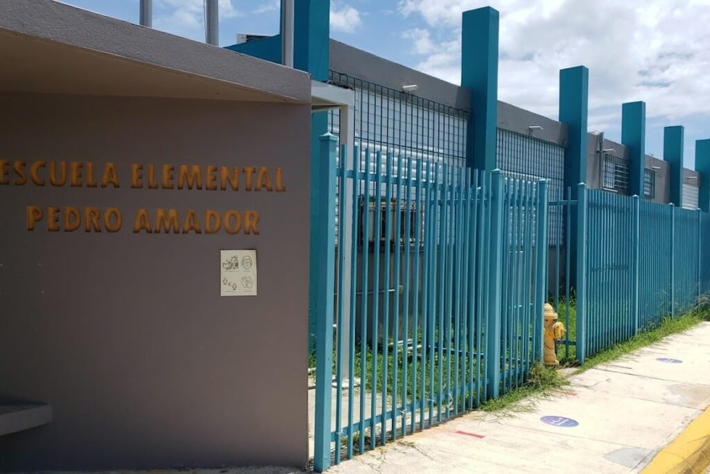 Pedro Amador elementary school Camuy Pickleball Courts near me, pickleball Camuy, pickleball near me