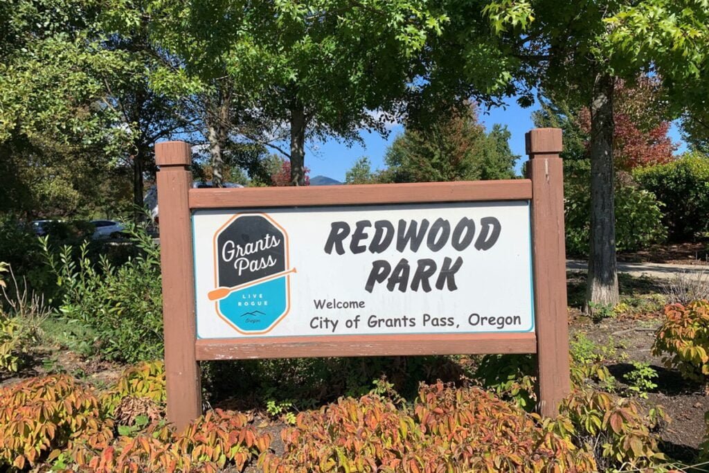 Redwood Park Grants Pass Pickleball Courts near me, pickleball Grants Pass, pickleball near me
