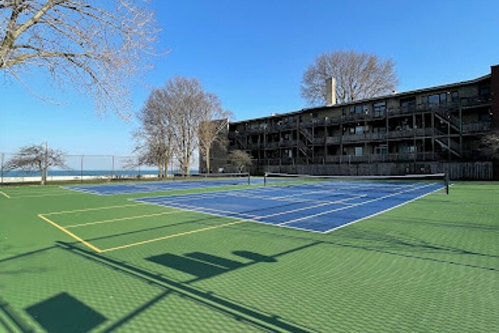 Rogers Beach Park Chicago Pickleball Courts near me, pickleball Chicago, pickleball near me