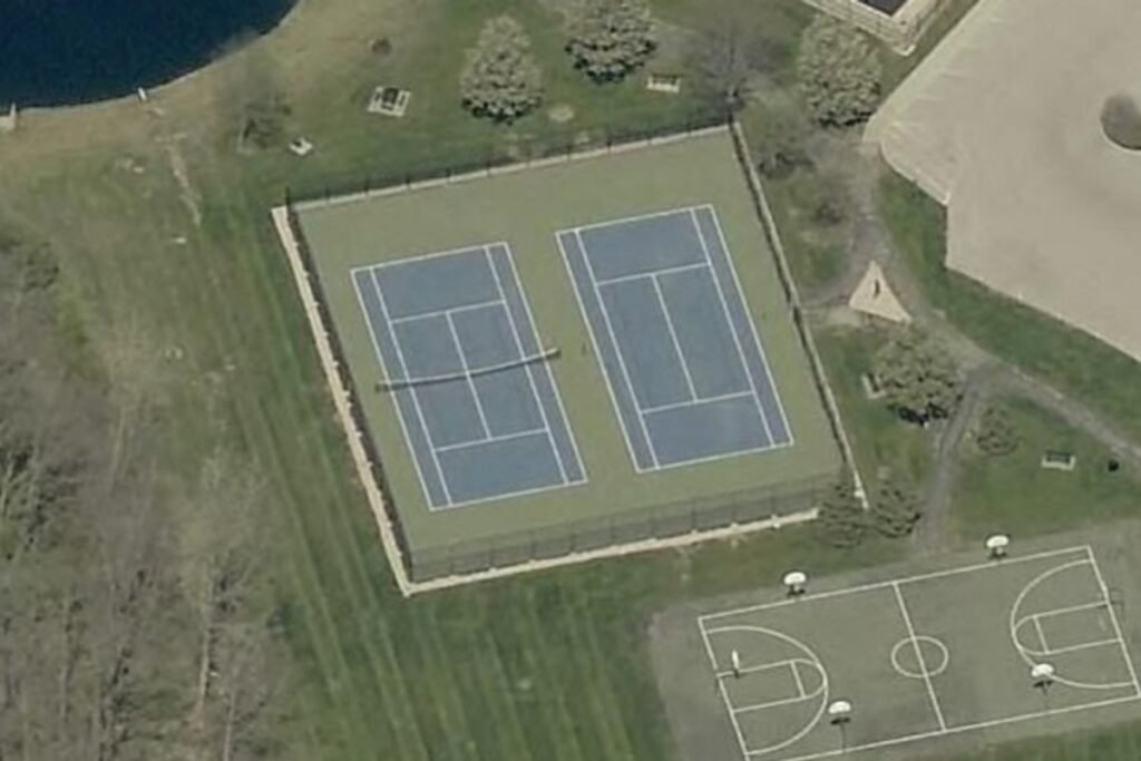 Royal Run Village Club Zionsville Pickleball Courts near me, pickleball Zionsville, pickleball near me