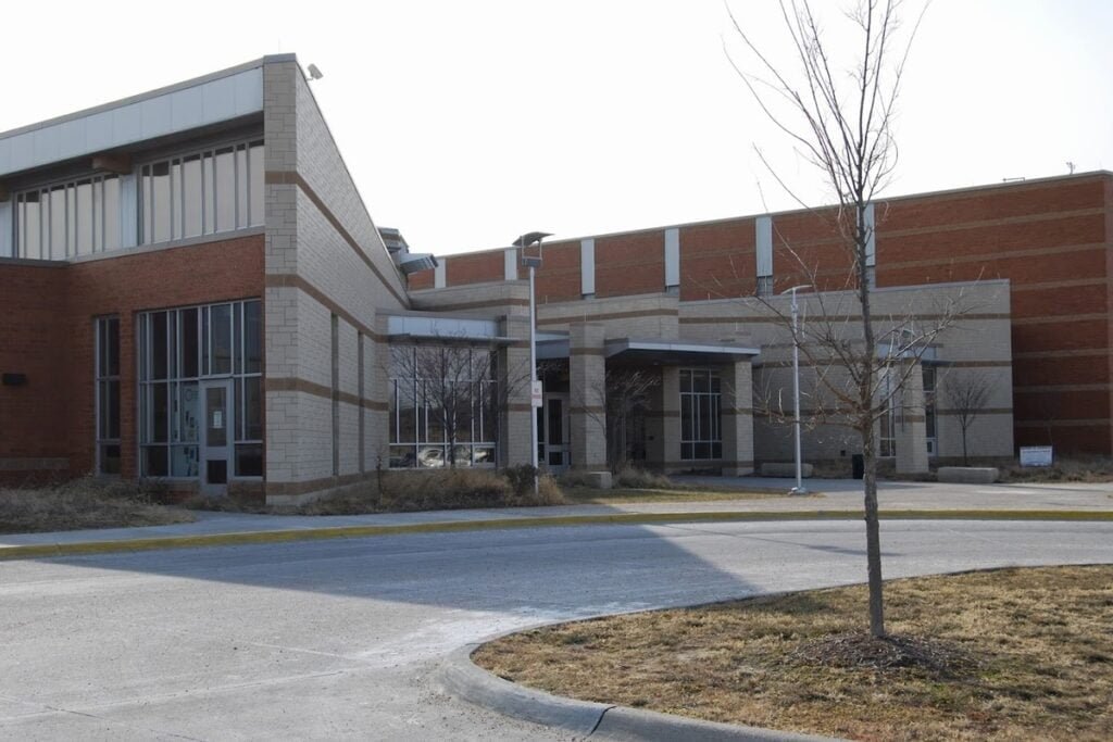 Saddlebrook Community Center Omaha Pickleball Courts near me, pickleball Omaha, pickleball near me