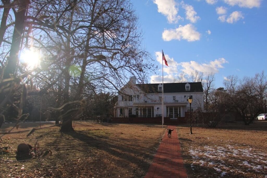 Tea and Country Estate Enid Pickleball Courts near me, pickleball Enid, pickleball near me