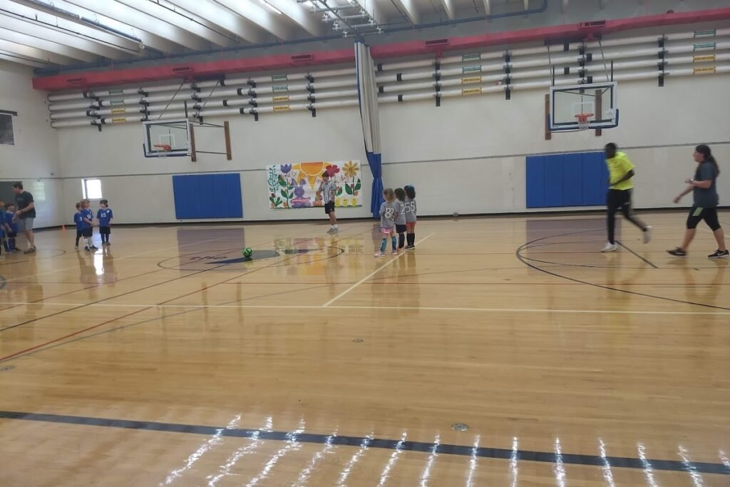 Townlake YMCA Austin Pickleball Courts near me, pickleball Austin, pickleball near me