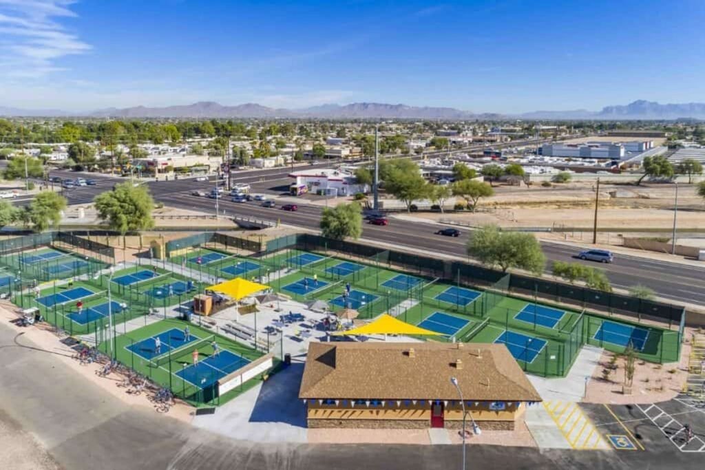 Venture Out Resort Mesa Pickleball Courts near me, pickleball Mesa, pickleball near me